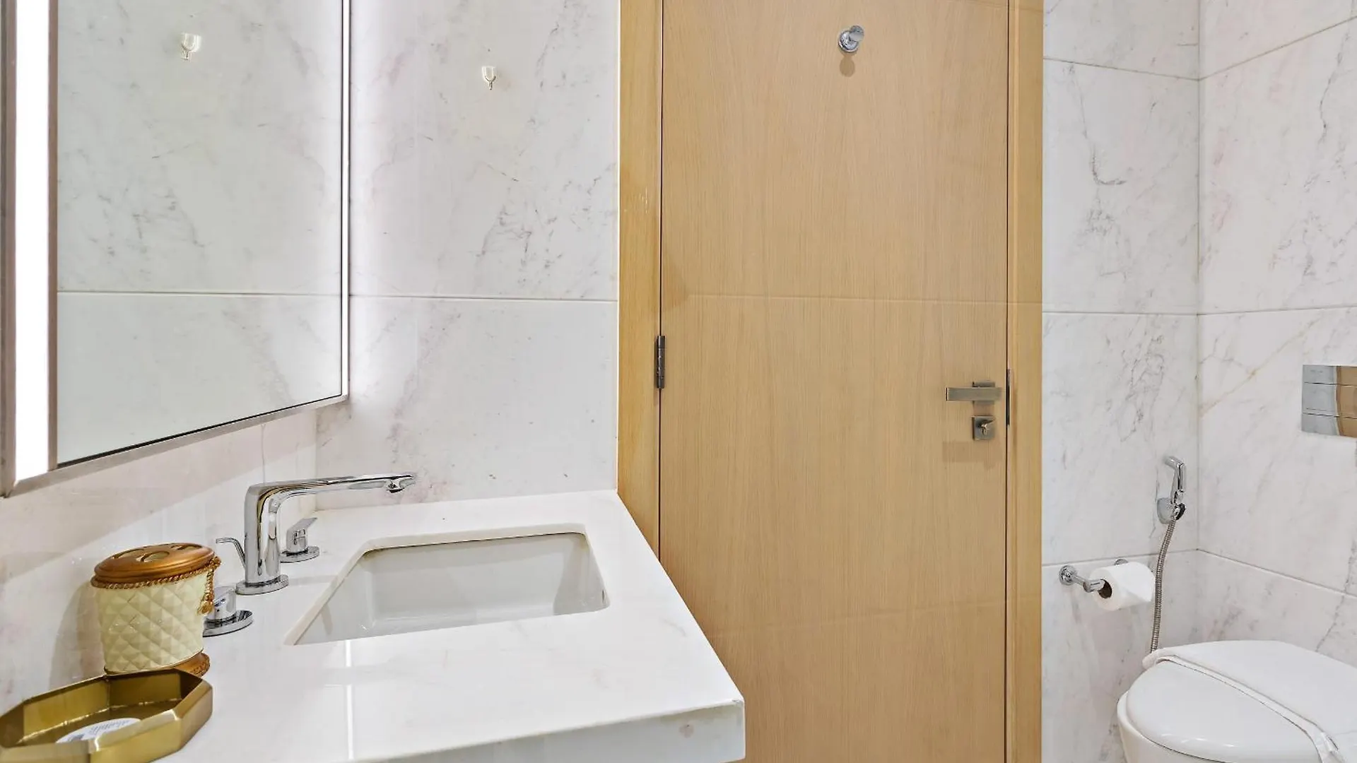 Modern And Classic 1Bdr In Rp Heights Downtown Dubai
