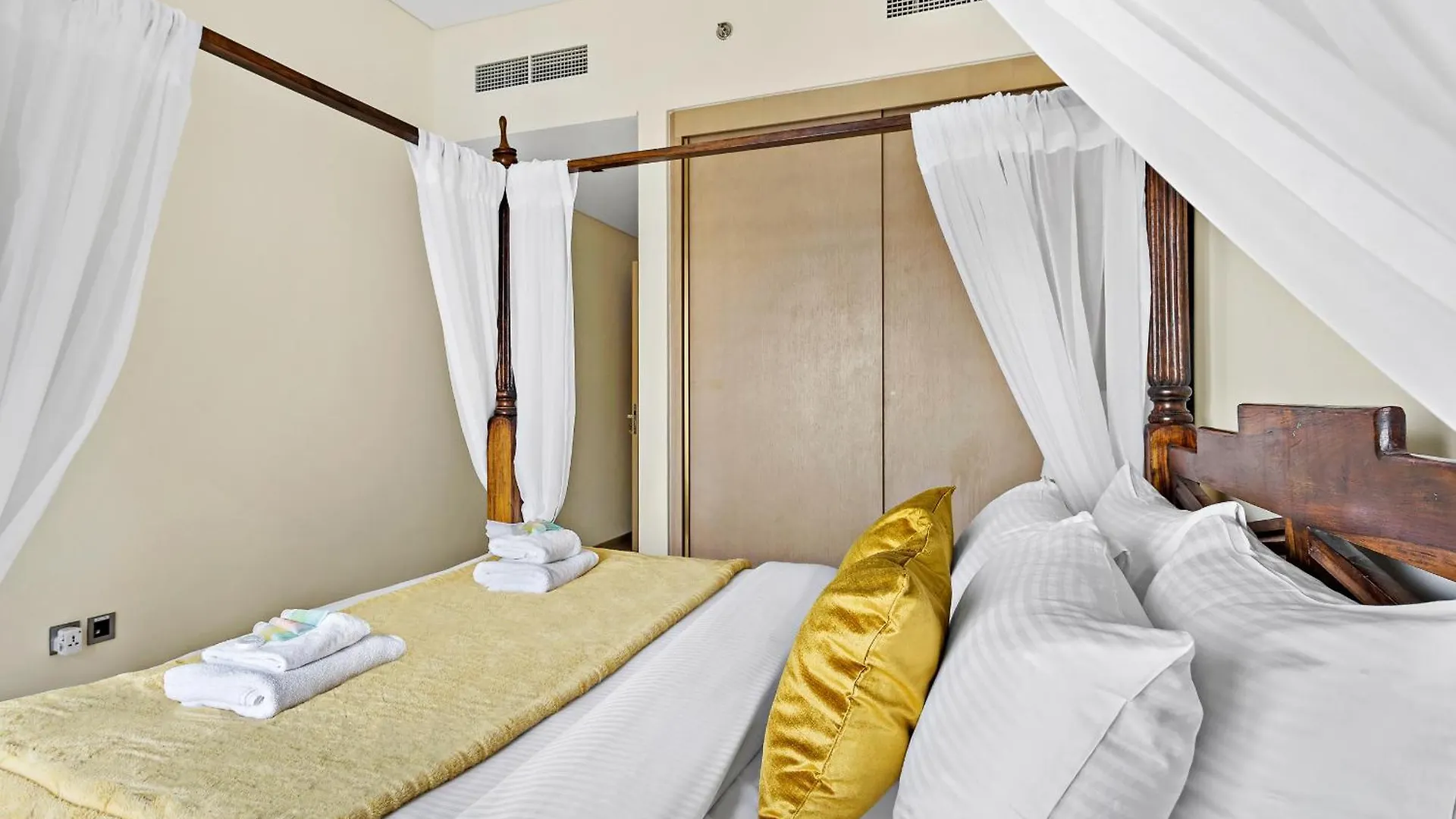 Modern And Classic 1Bdr In Rp Heights Downtown Dubai United Arab Emirates