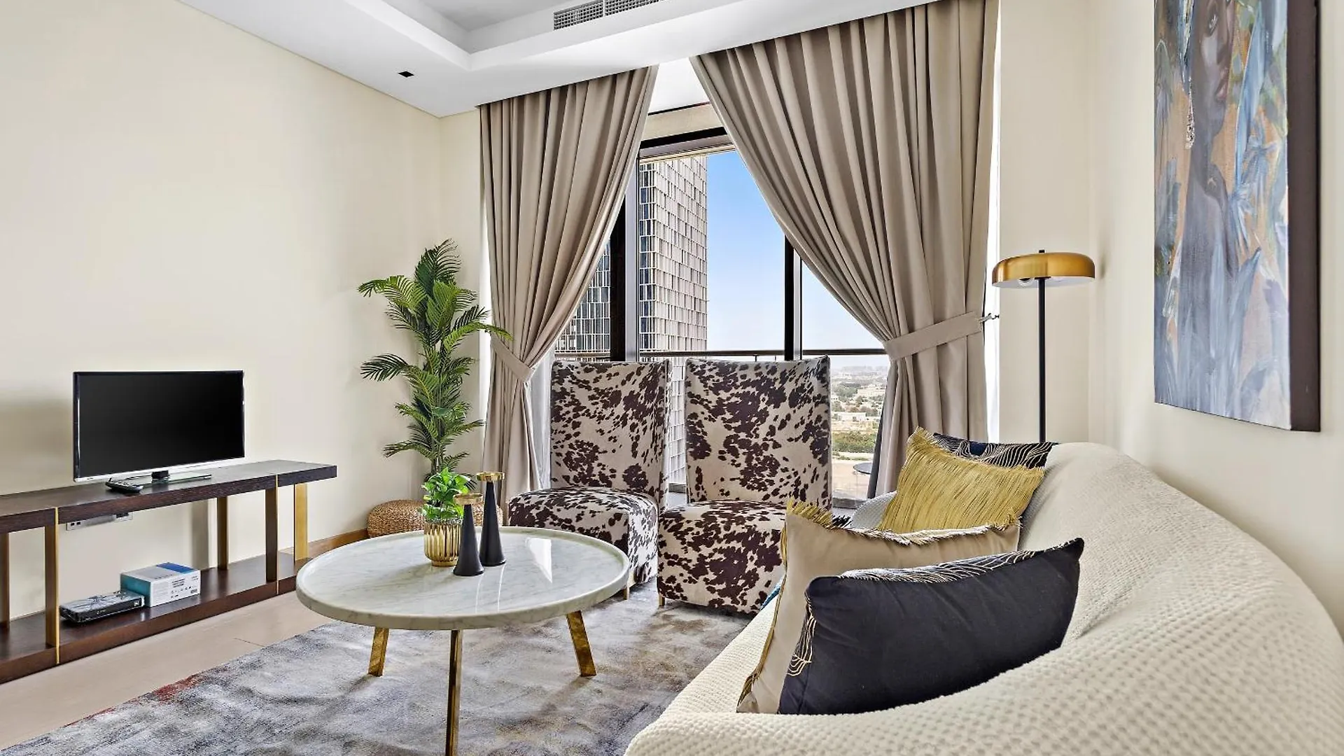Modern And Classic 1Bdr In Rp Heights Downtown Dubai Apartment